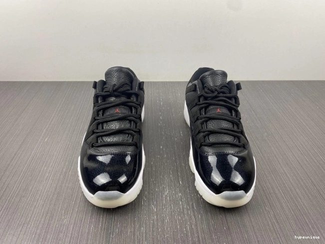 HYPE AV2187-001 Retro Jordan Low 11 Air 72-10 0823